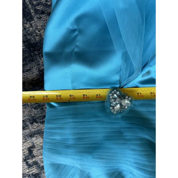 Davids Bridal Dress Malibu Satin/Chiffon Size 22 Prom Homecoming Wedding NEW - Picture 8 of 8